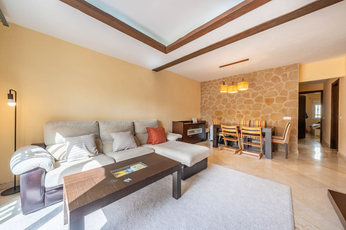 2 Bedroom Apartment for Sale in Aloha — 9