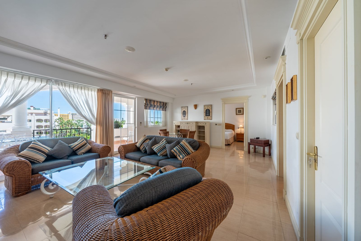 2 Bedroom Apartment for Sale in Marbella — 3