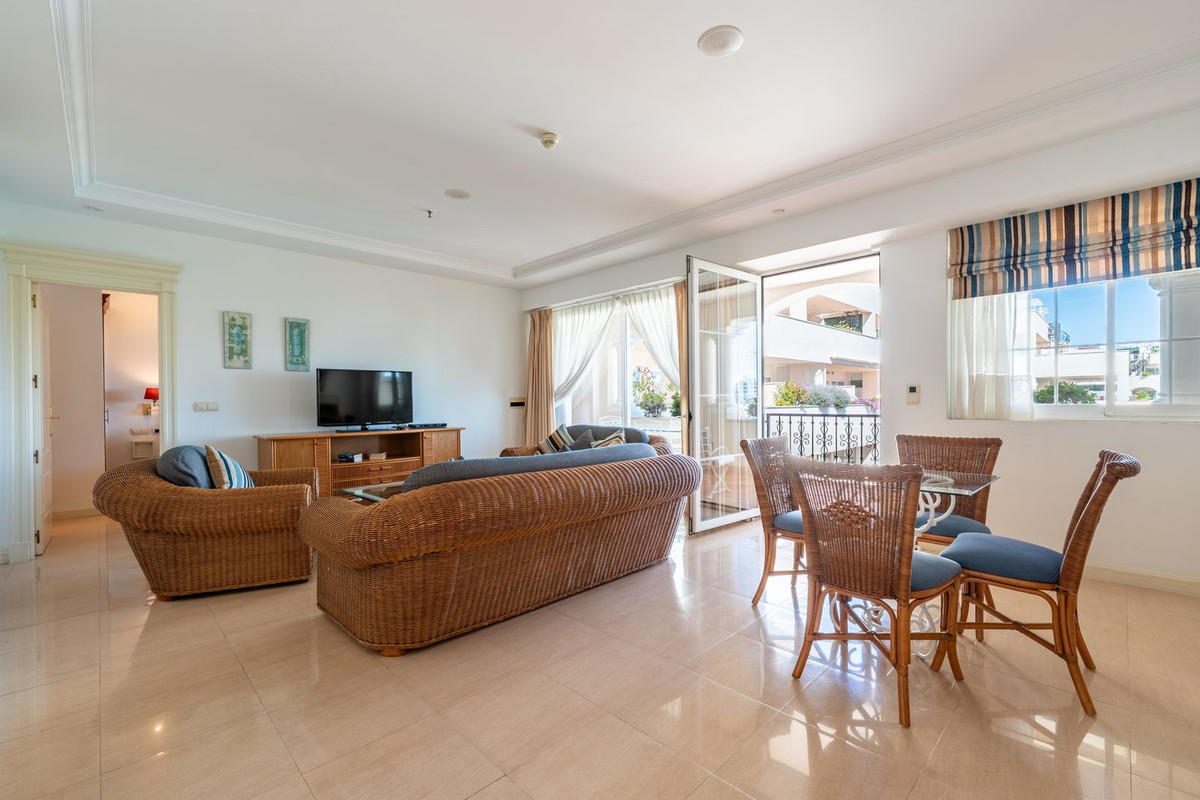 2 Bedroom Apartment for Sale in Marbella — 4