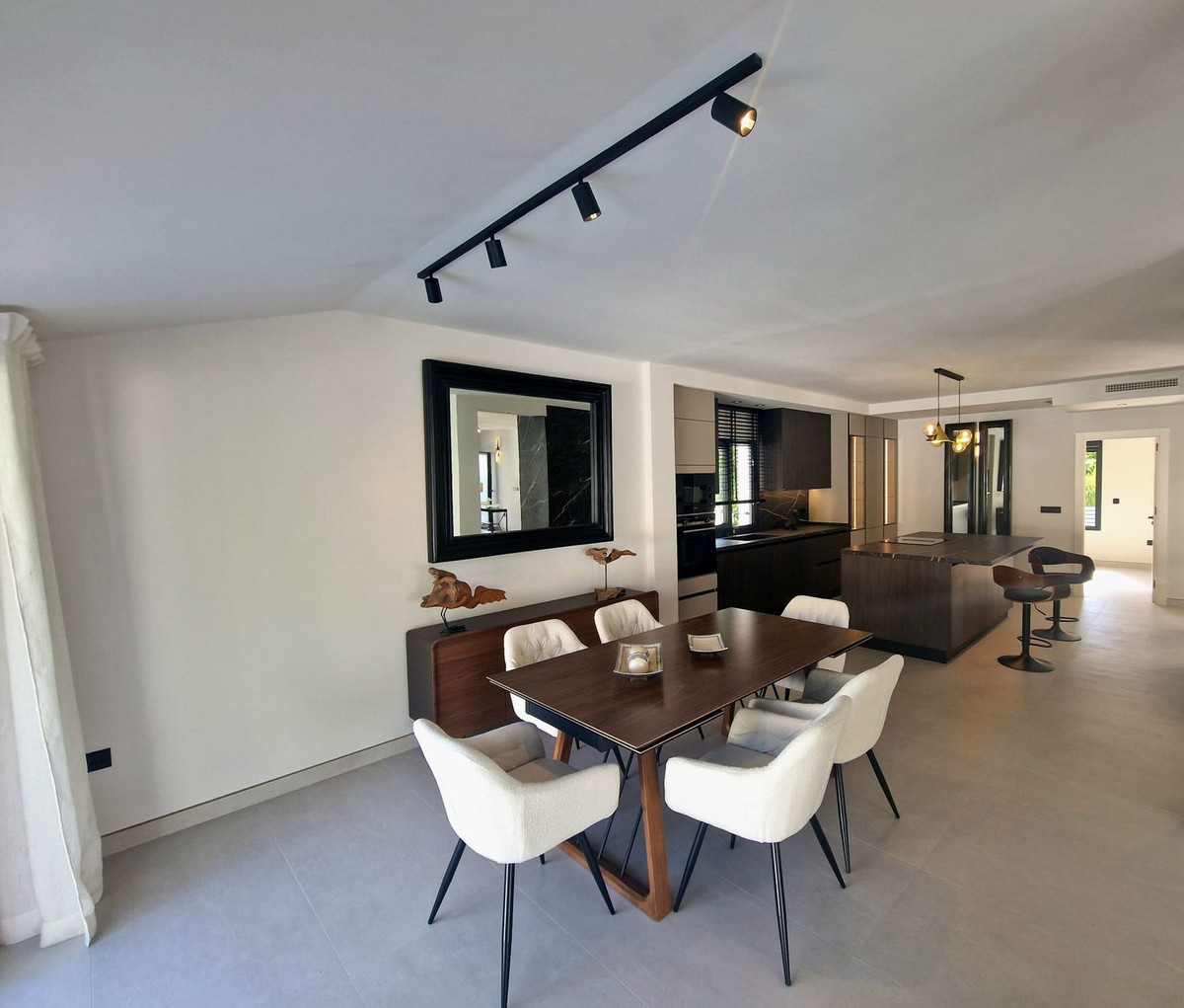 5 Bedroom Villa for Sale in Marbella — 9