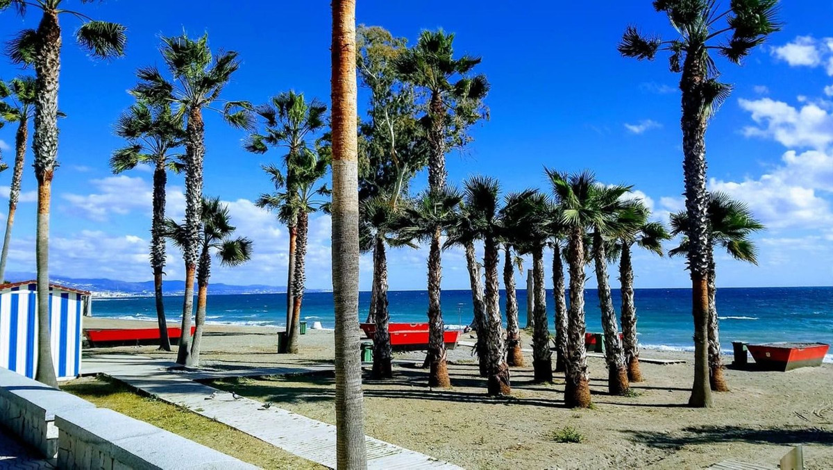 Plot for Sale in San Pedro de Alcántara