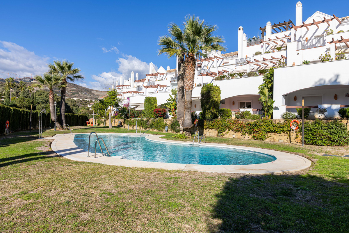 2 Bedroom Apartment for Sale in Nueva Andalucía