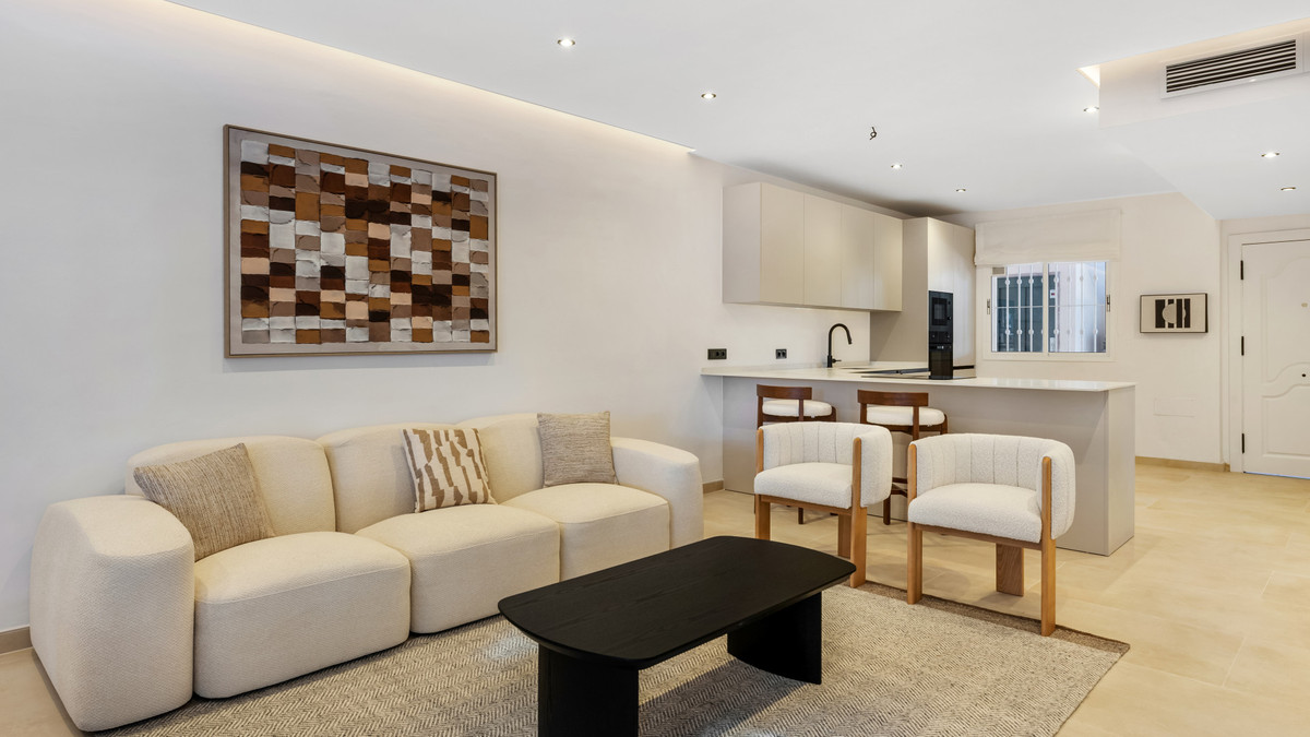 3 Bedroom Apartment for Sale in Nueva Andalucía
