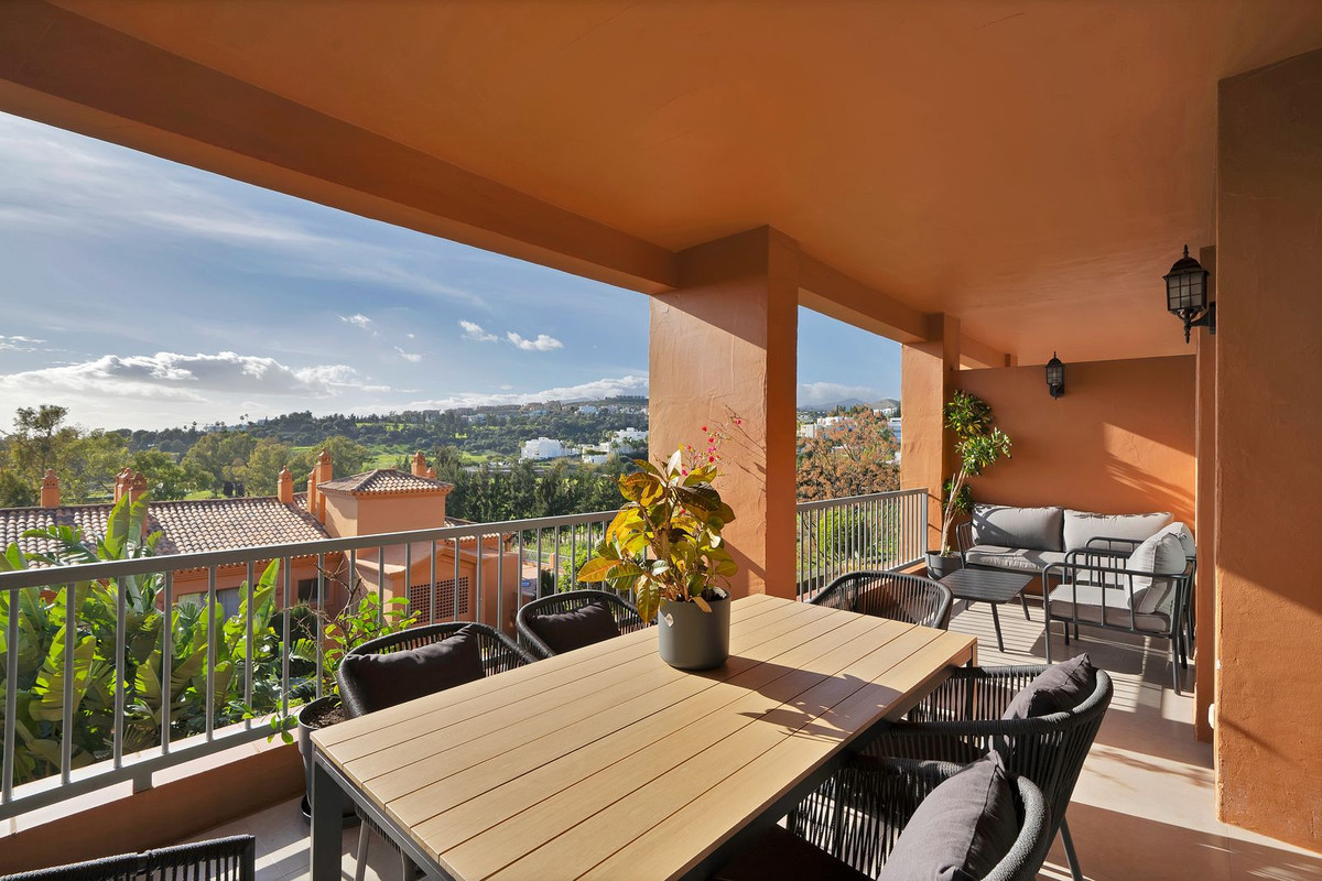 2 Bedroom Apartment for Sale in Atalaya