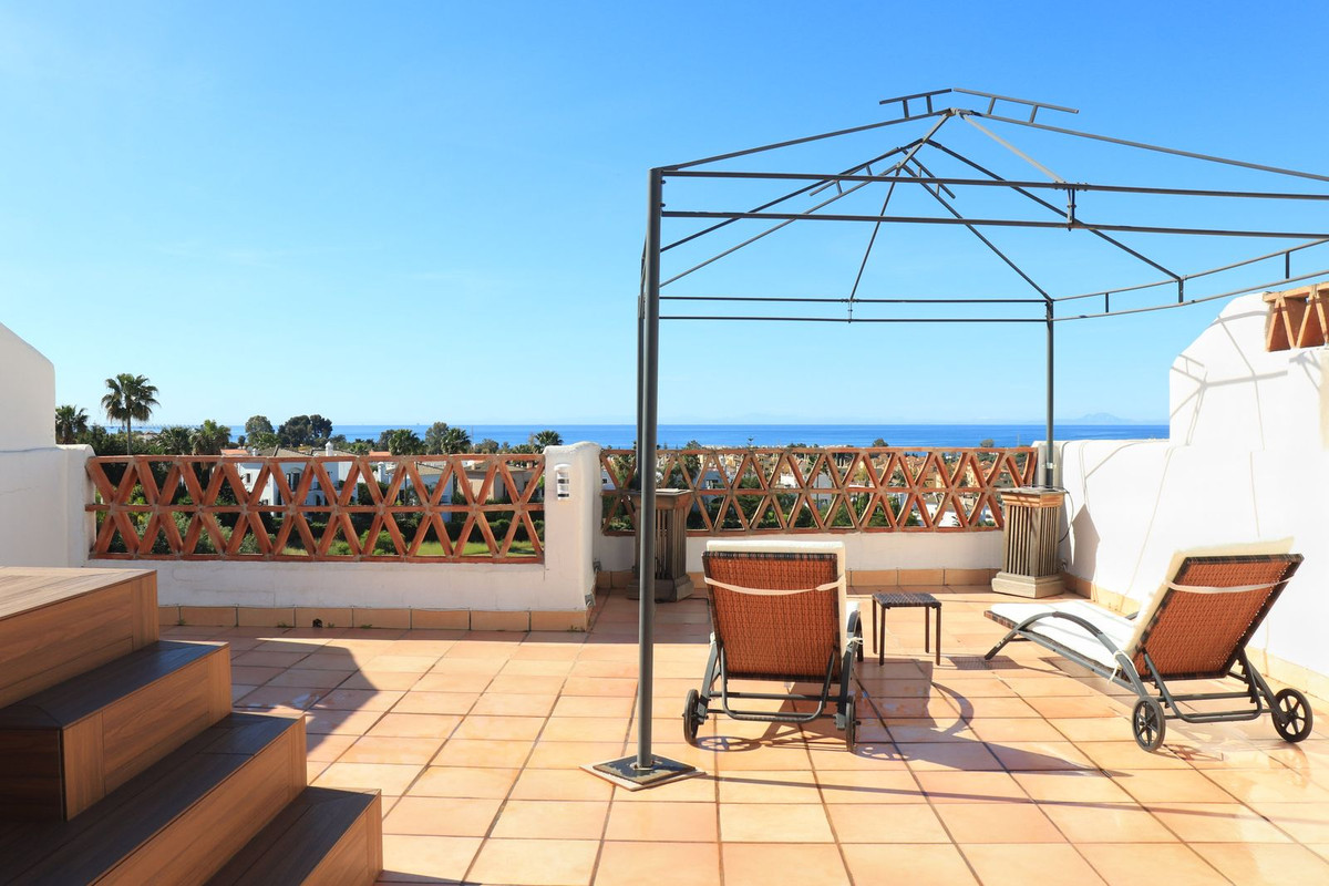 3 Bedroom Villa for Sale in Estepona — 7