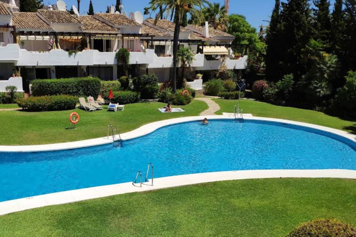 2 Bedroom Apartment for Sale in The Golden Mile
