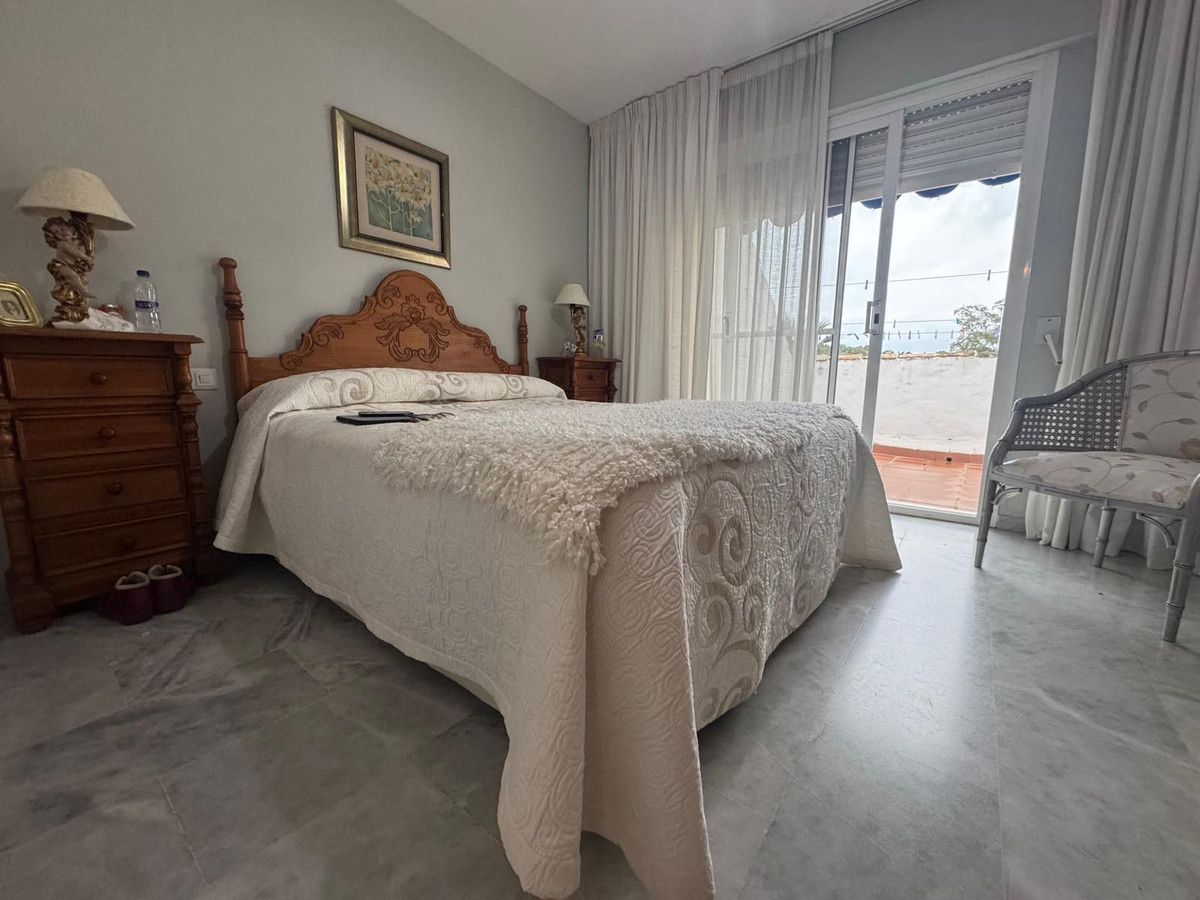 4 Bedroom Villa for Sale in Atalaya — 8