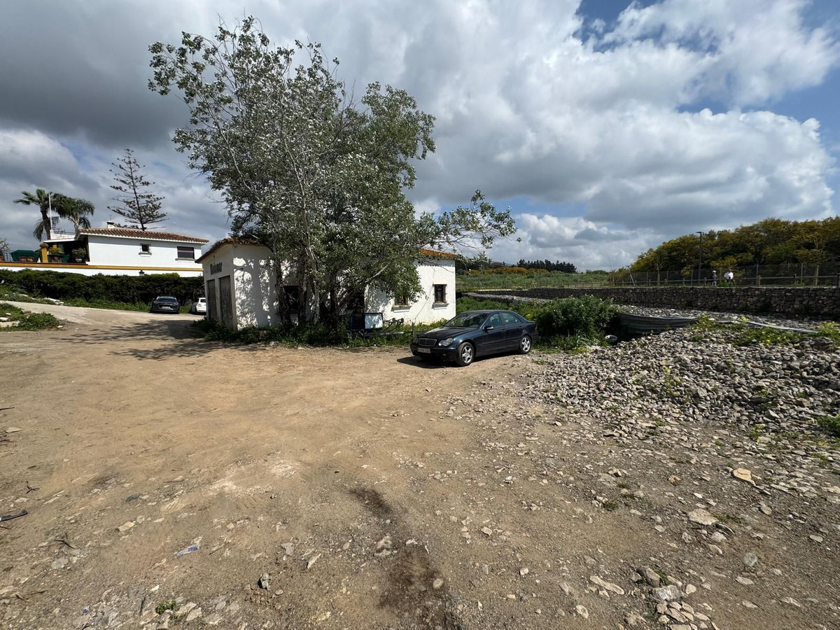Plot for Sale in Puerto Banús — 8