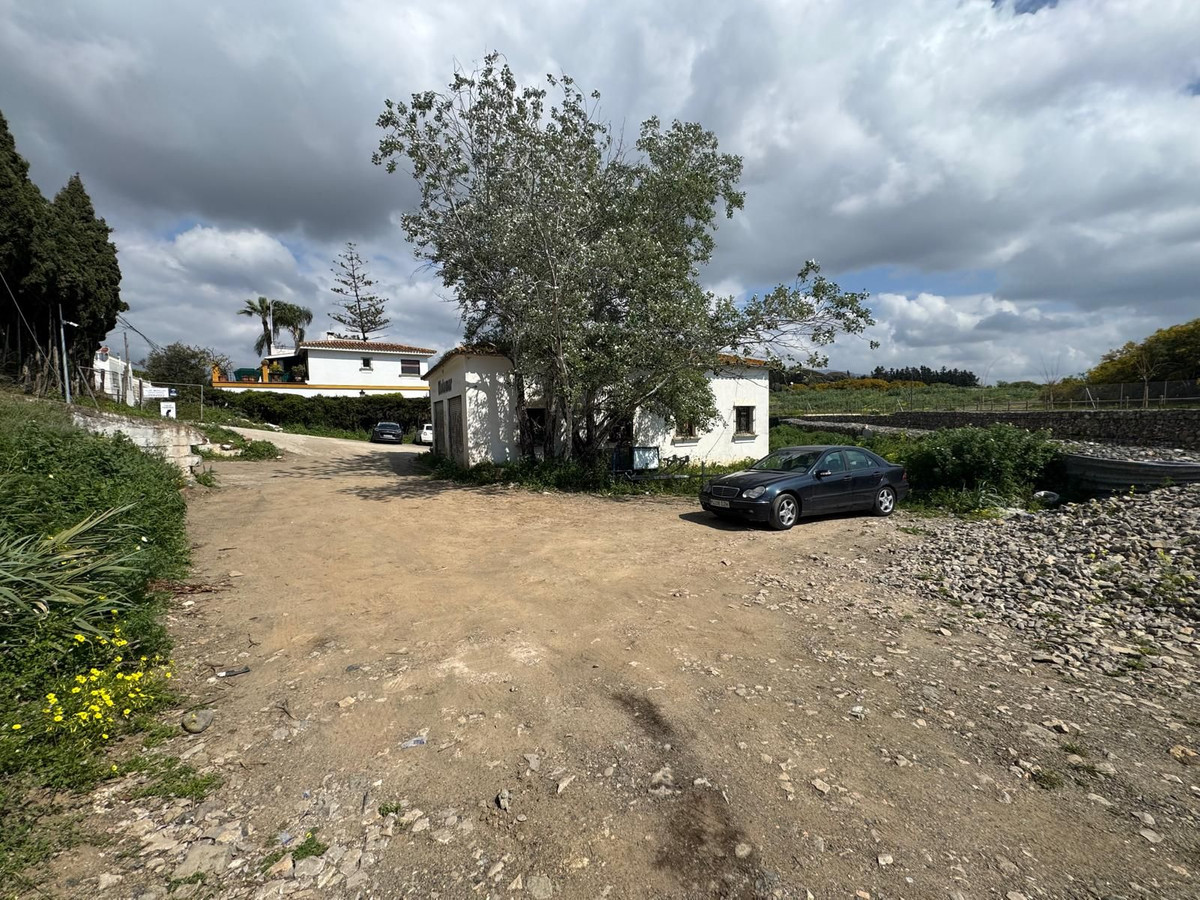 Plot for Sale in Puerto Banús — 9
