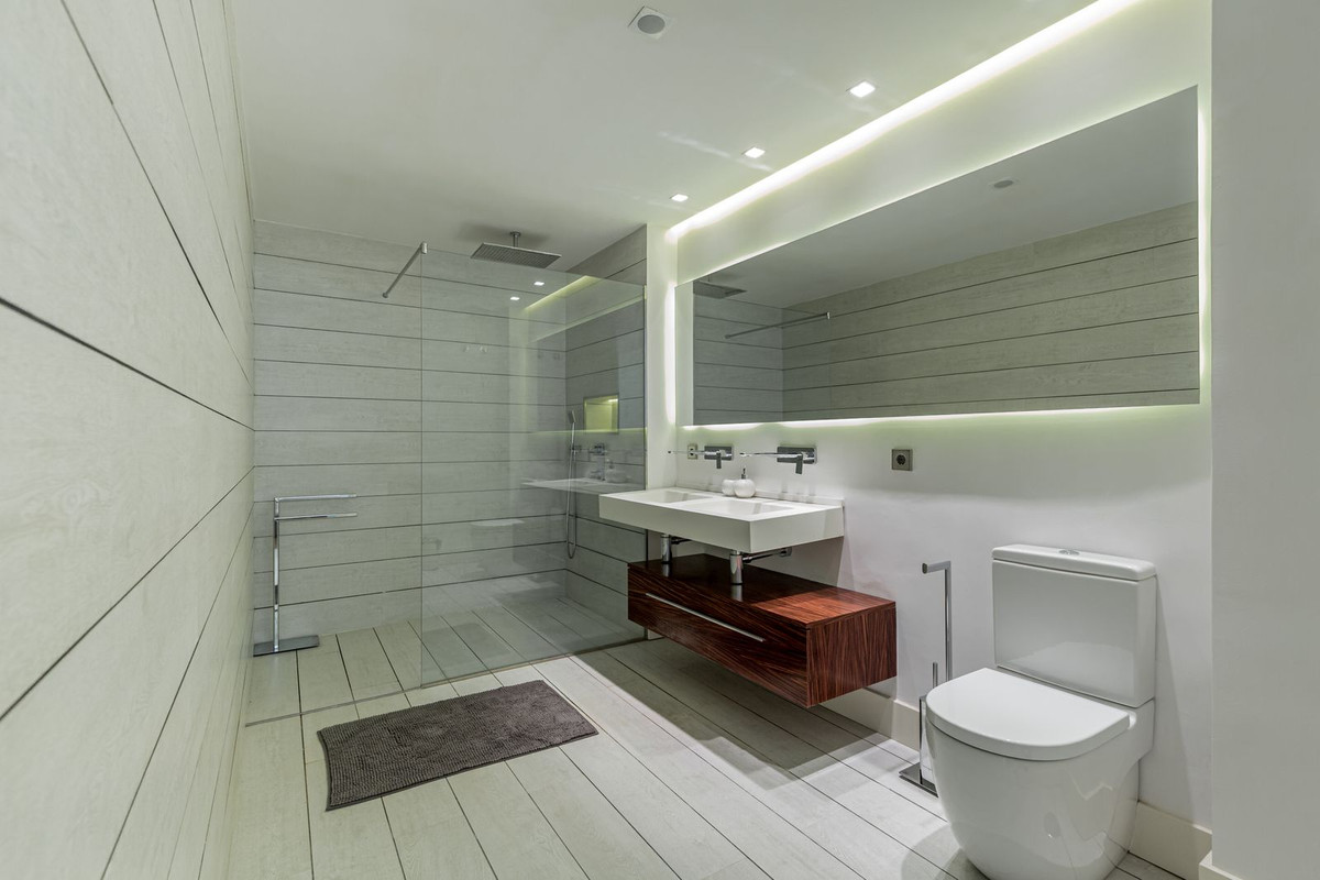 3 Bedroom Apartment for Sale in Puerto Banús — view 15
