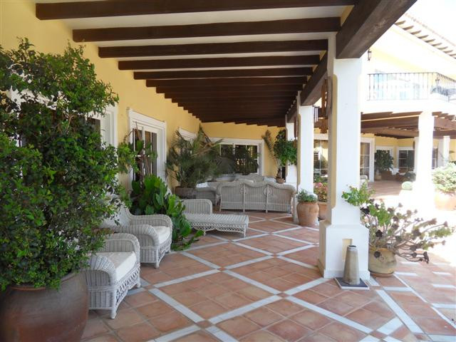 8 Bedroom Villa for Sale in La Quinta — 9