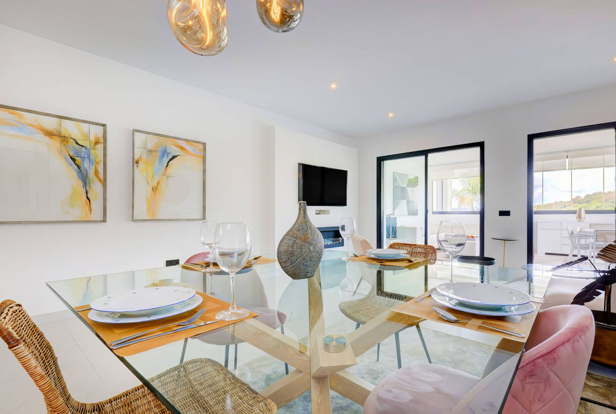 2 Bedroom Apartment for Sale in Estepona — 7