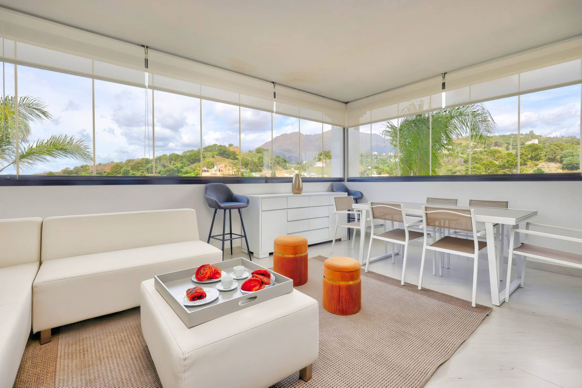 2 Bedroom Apartment for Sale in Estepona — 9