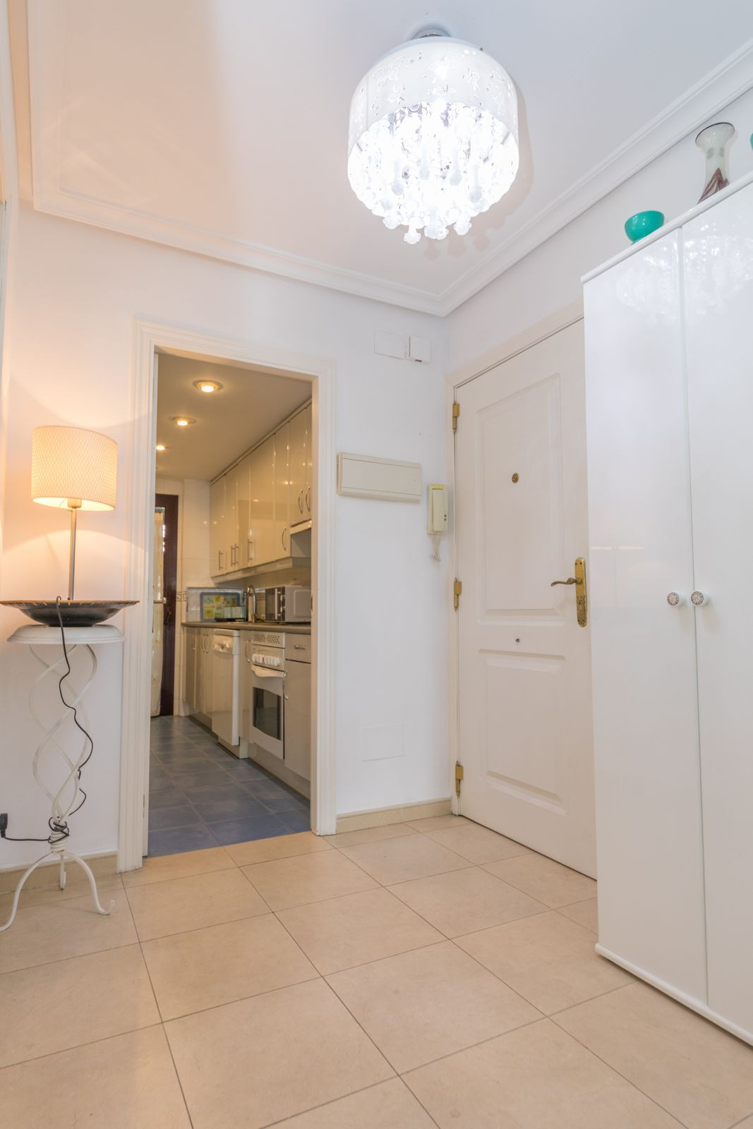2 Bedroom Apartment for Sale in Nueva Andalucía — 2
