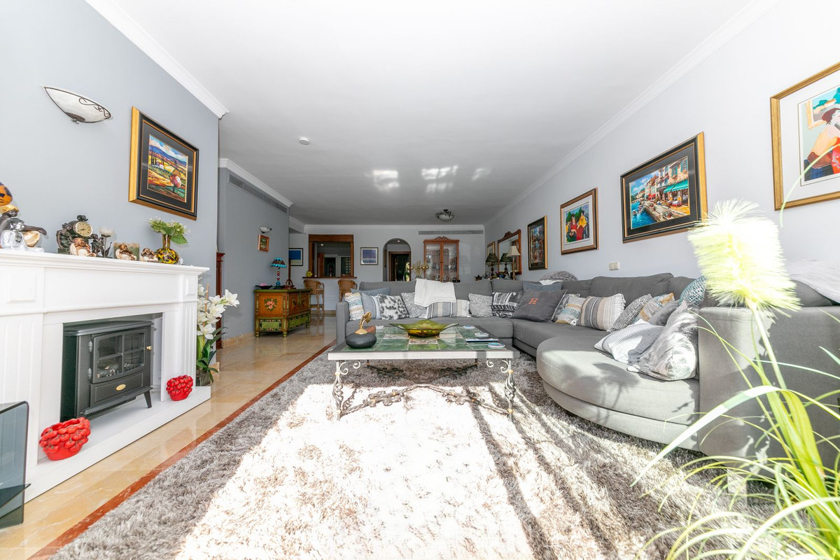 2 Bedroom Apartment for Sale in La Quinta — 2