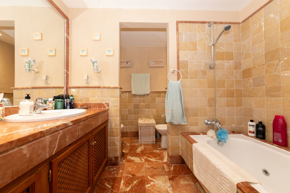 2 Bedroom Apartment for Sale in La Quinta — 8