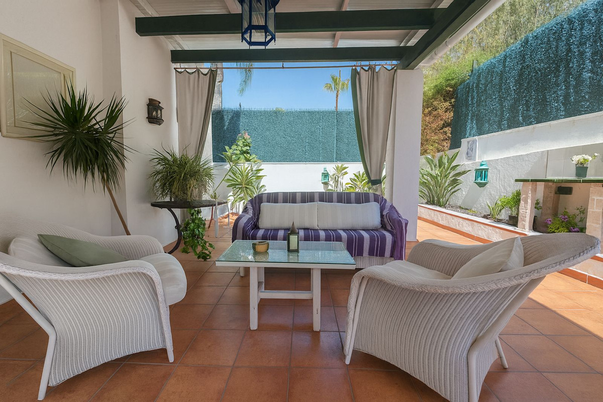 3 Bedroom Apartment for Sale in New Golden Mile — 8