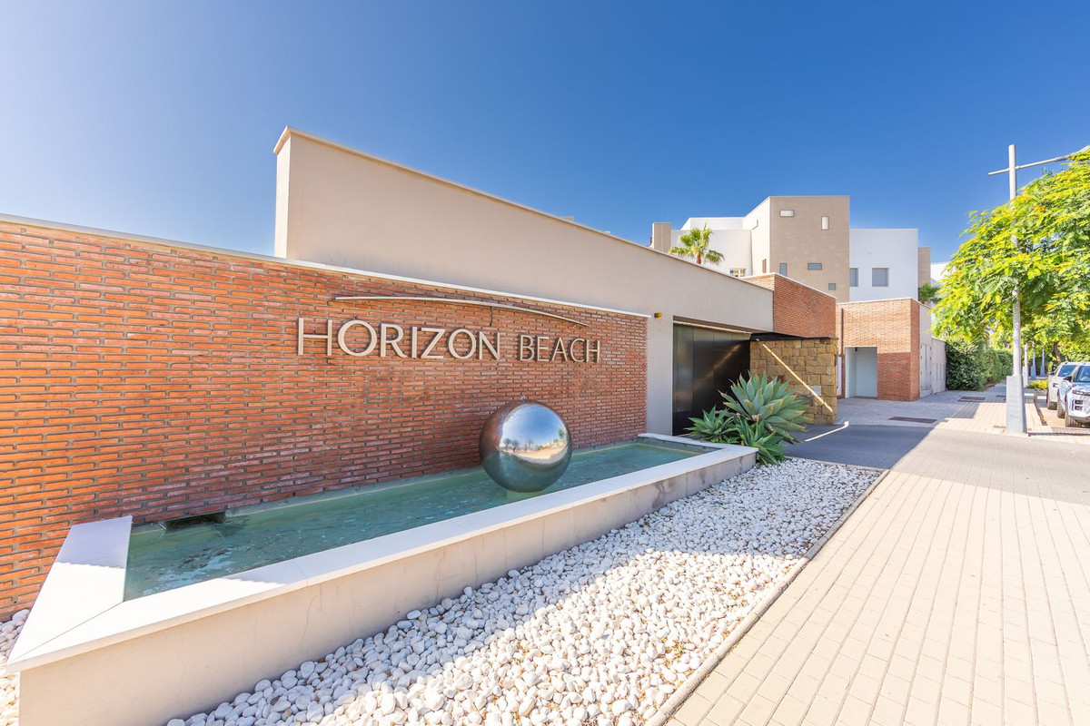 2 Bedroom Apartment for Sale in Estepona — 6
