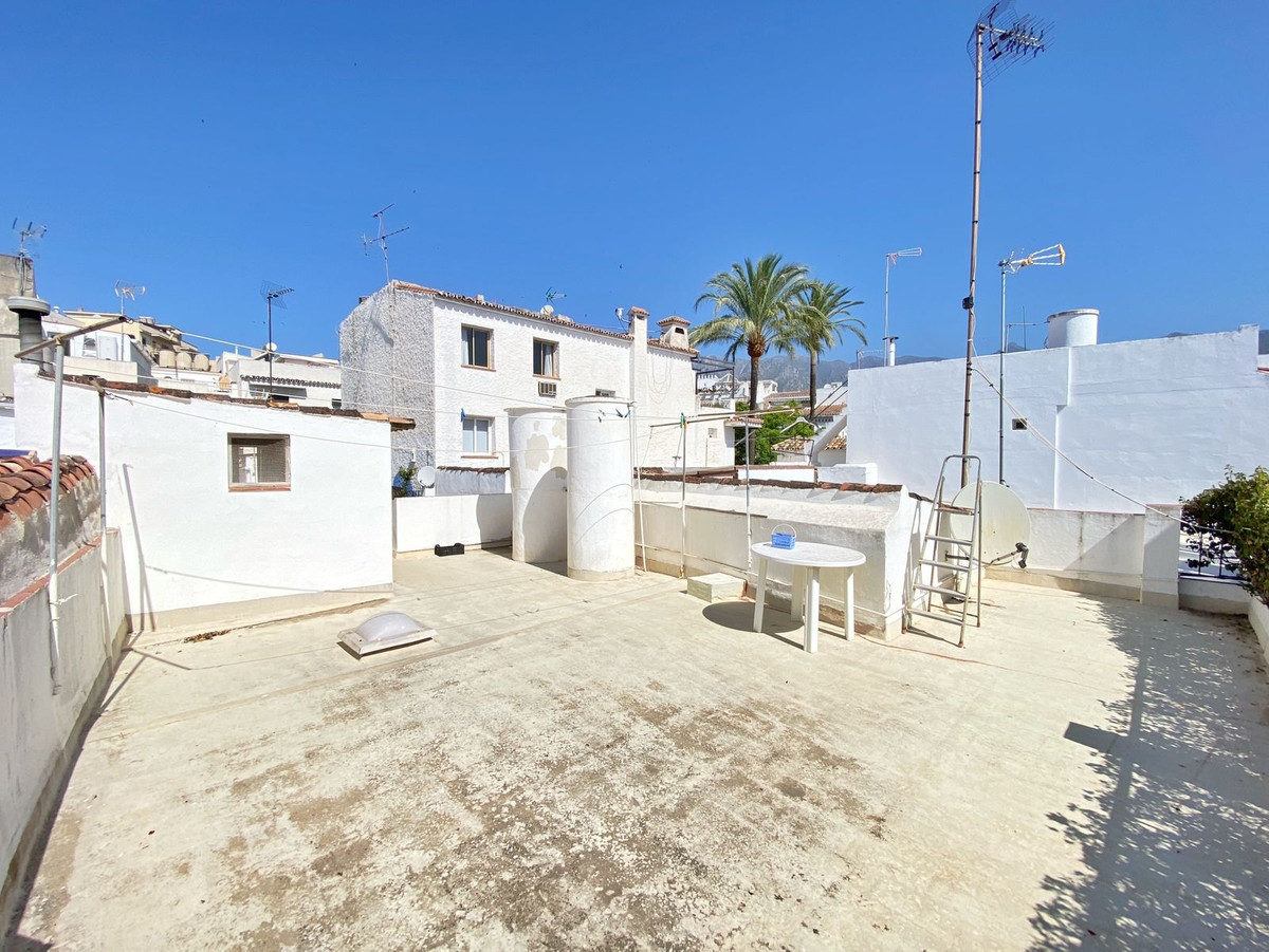 4 Bedroom Villa for Sale in Marbella — 6