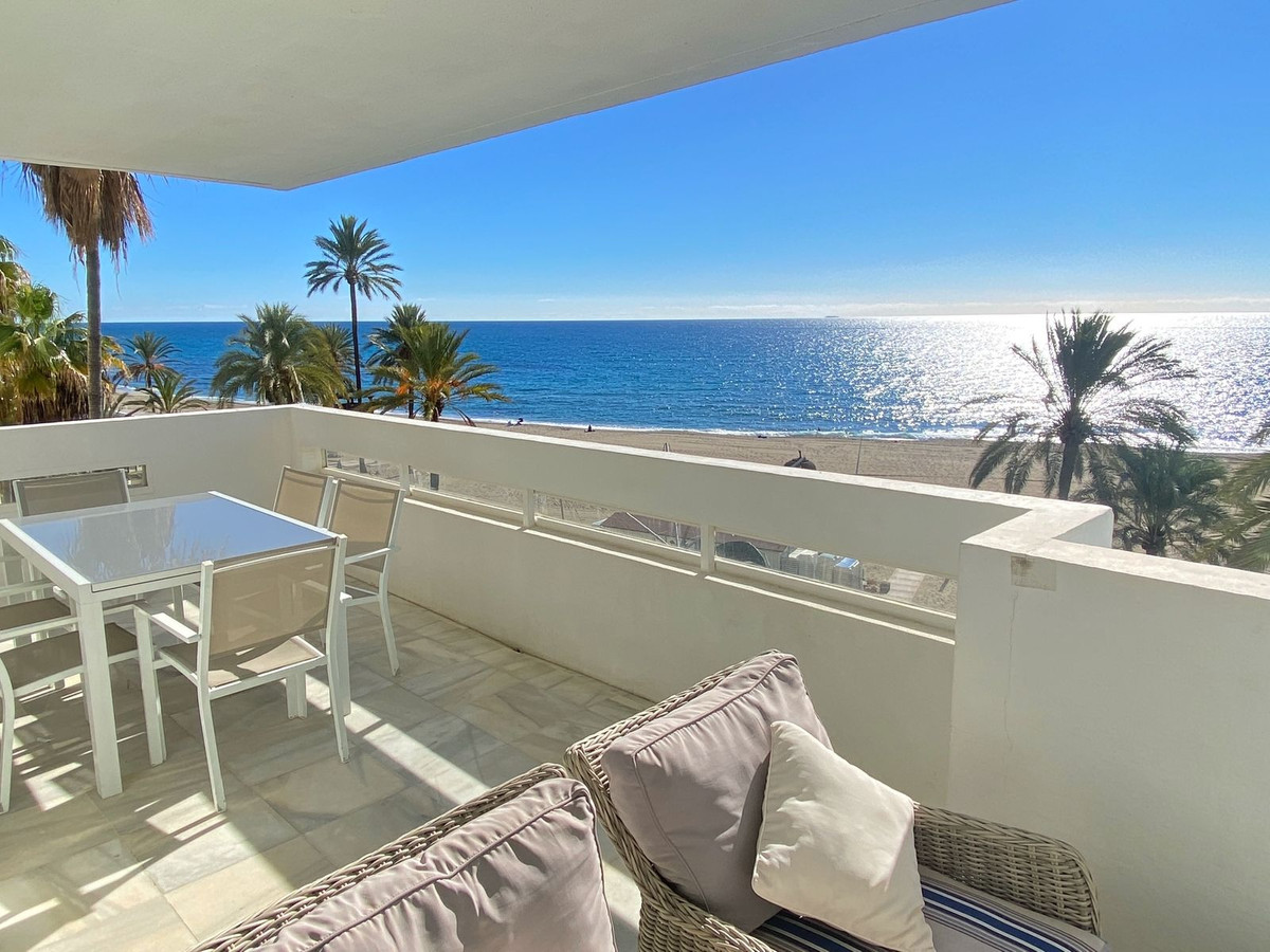 3 Bedroom Apartment for Sale in Marbella