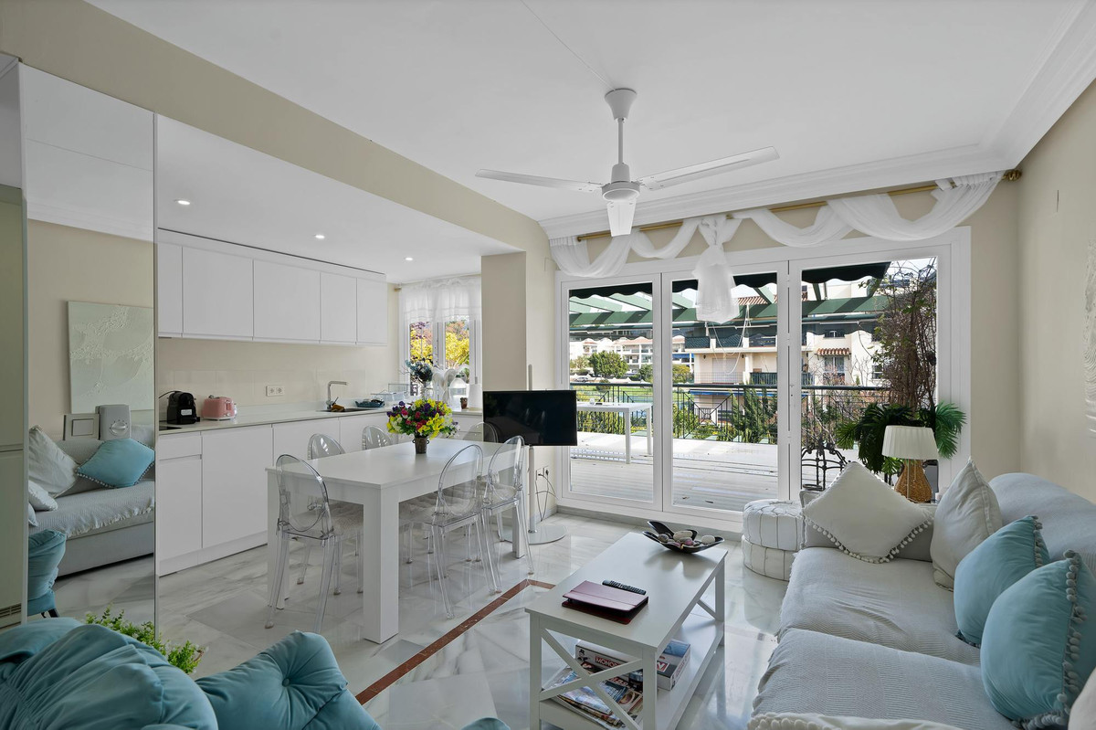 2 Bedroom Apartment for Sale in Marbella — 2
