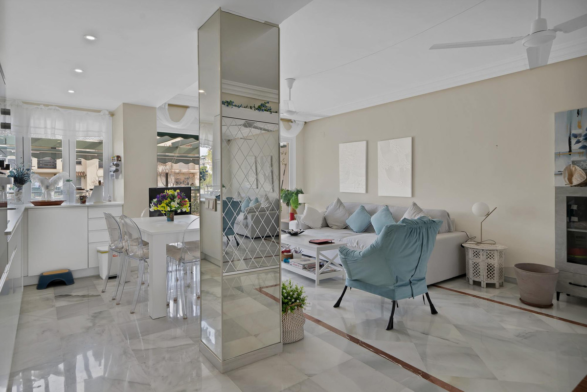 2 Bedroom Apartment for Sale in Marbella — 3
