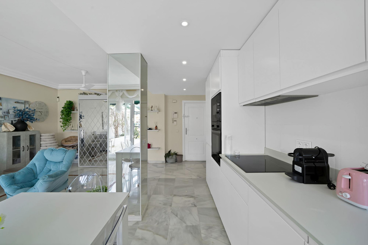 2 Bedroom Apartment for Sale in Marbella — 4