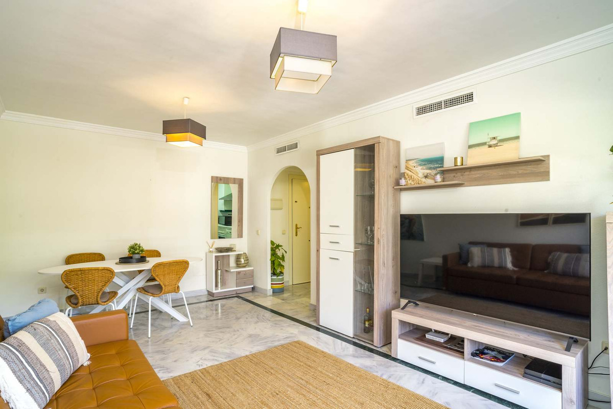 2 Bedroom Apartment for Sale in Marbella
