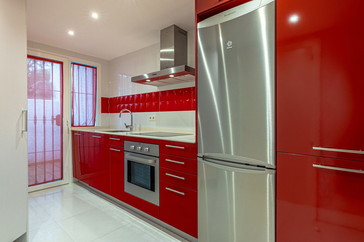 3 Bedroom Villa for Sale in Nueva Andalucía — 3
