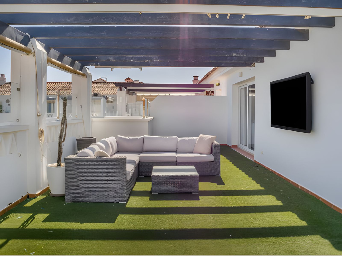 3 Bedroom Apartment for Sale in La Campana — 7