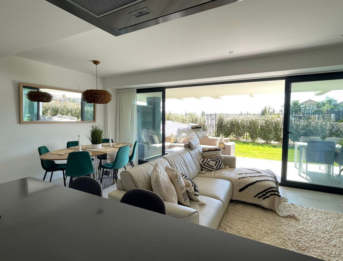 3 Bedroom Apartment for Sale in Selwo — 6