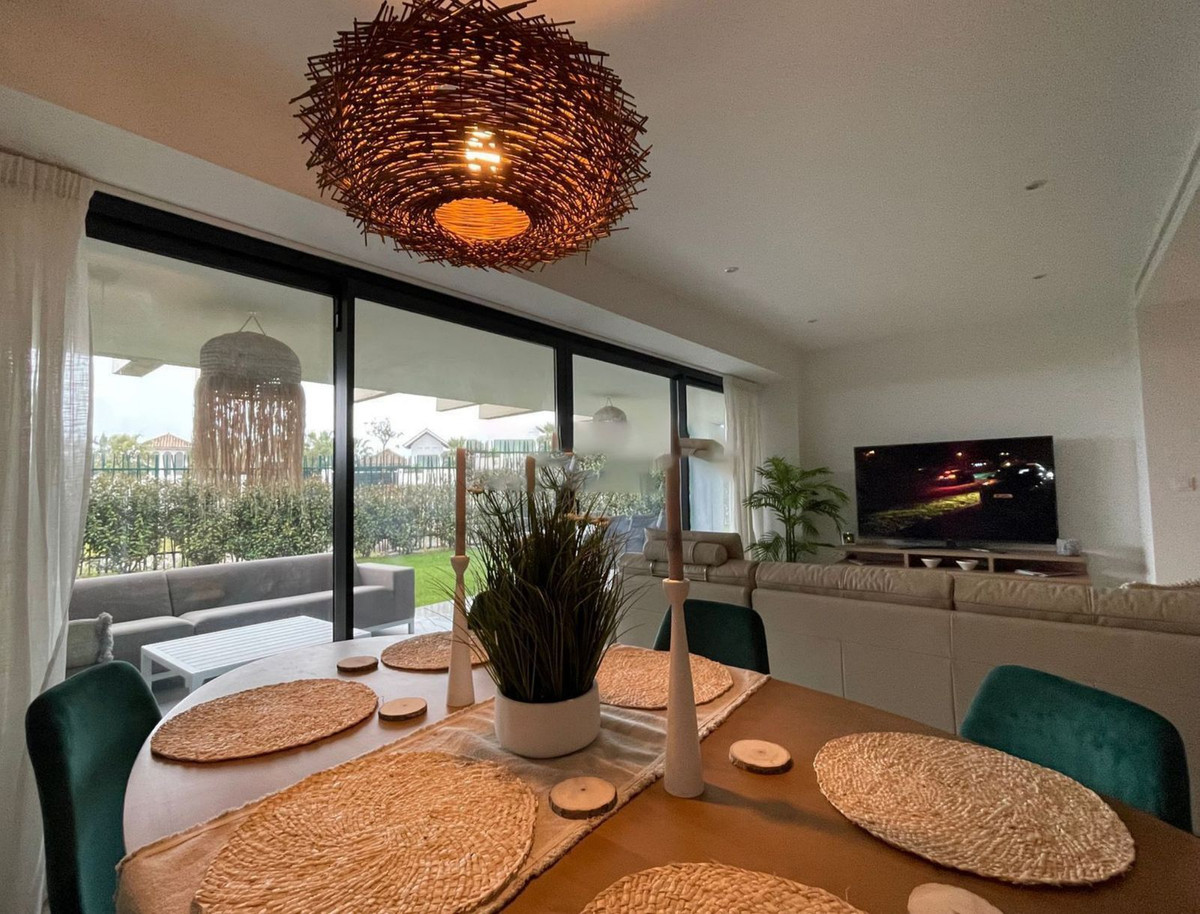 3 Bedroom Apartment for Sale in Selwo — 8