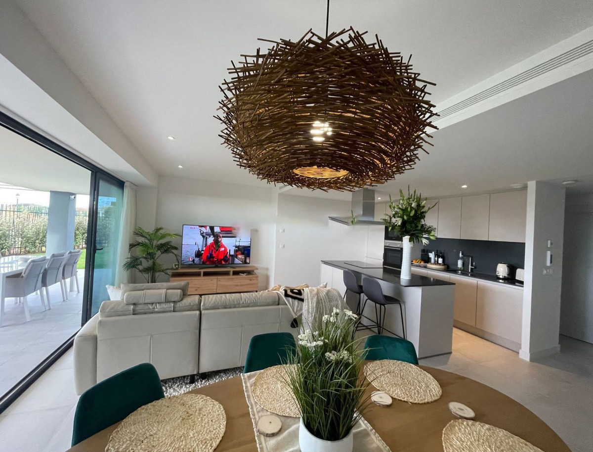 3 Bedroom Apartment for Sale in Selwo — 9