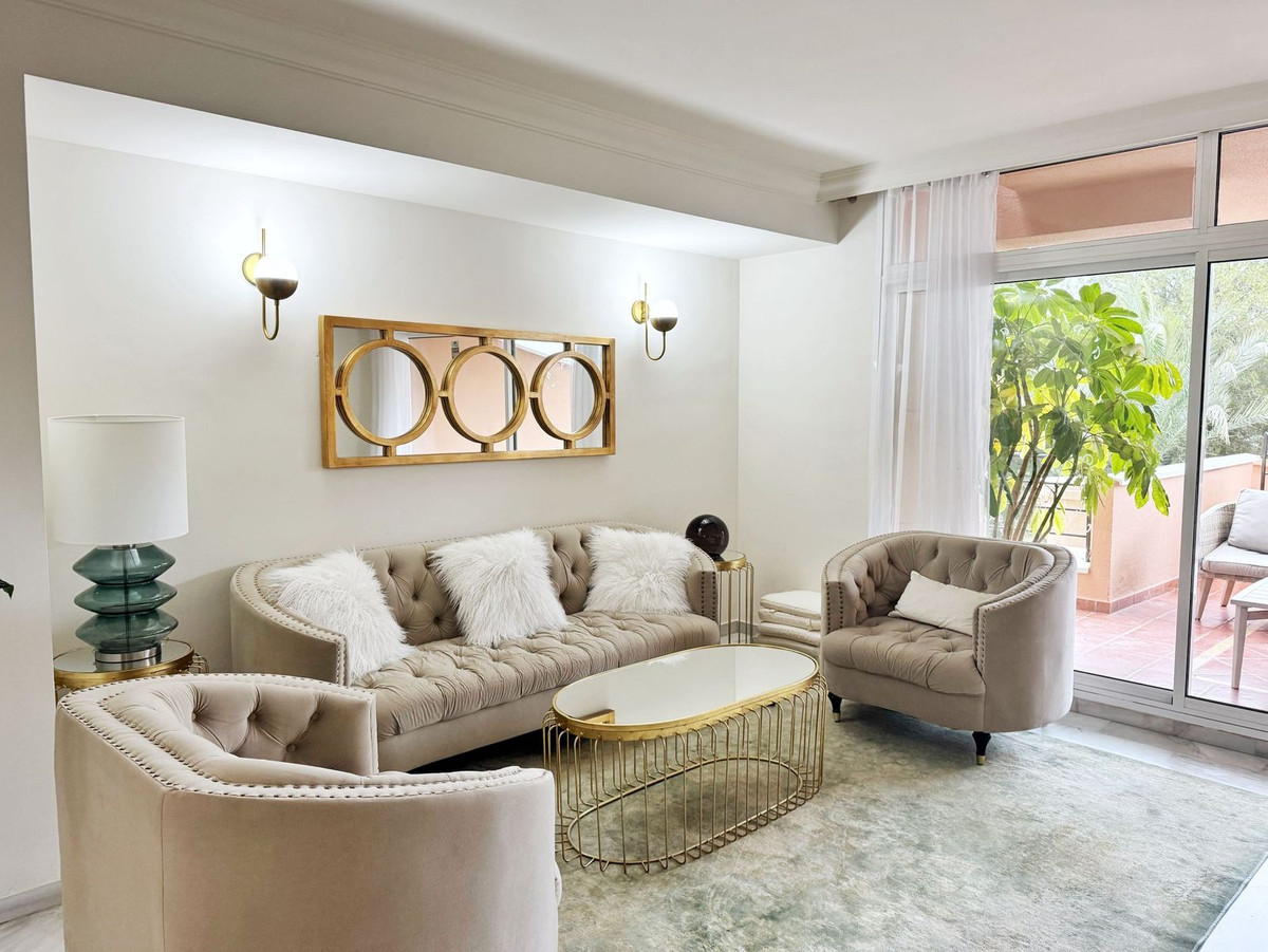 2 Bedroom Apartment for Sale in Nueva Andalucía