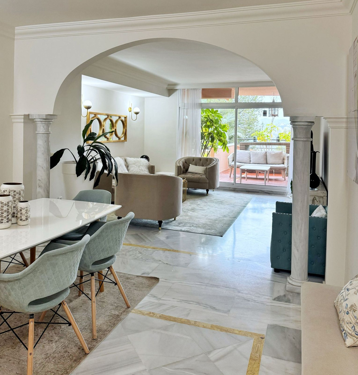 2 Bedroom Apartment for Sale in Nueva Andalucía — 5