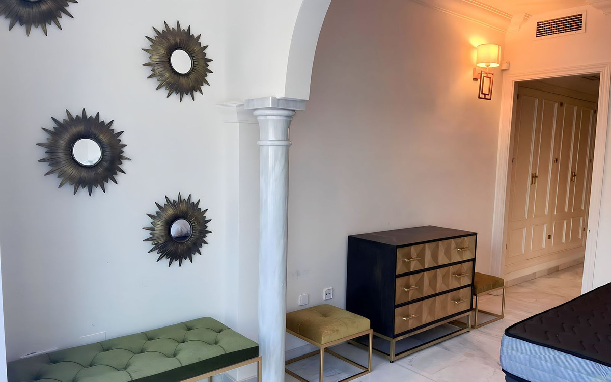 2 Bedroom Apartment for Sale in Nueva Andalucía — view 10