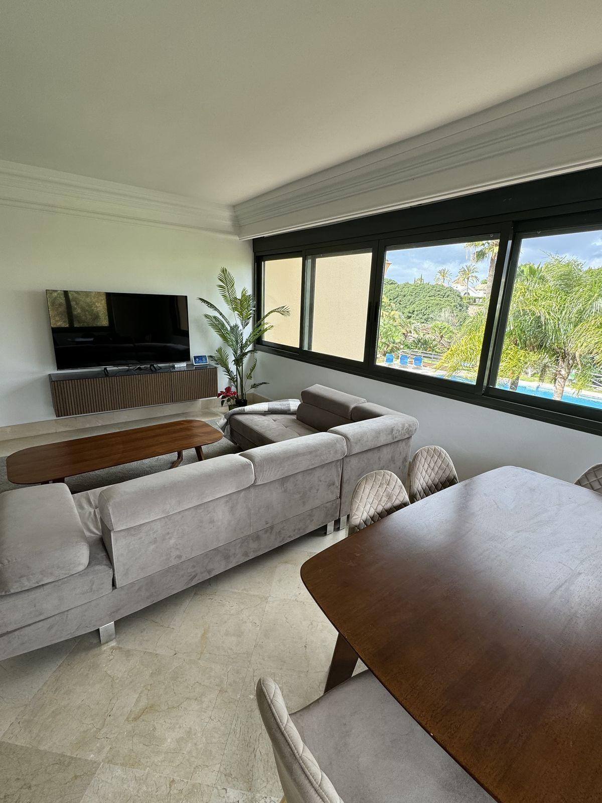 3 Bedroom Apartment for Sale in Nueva Andalucía — 4