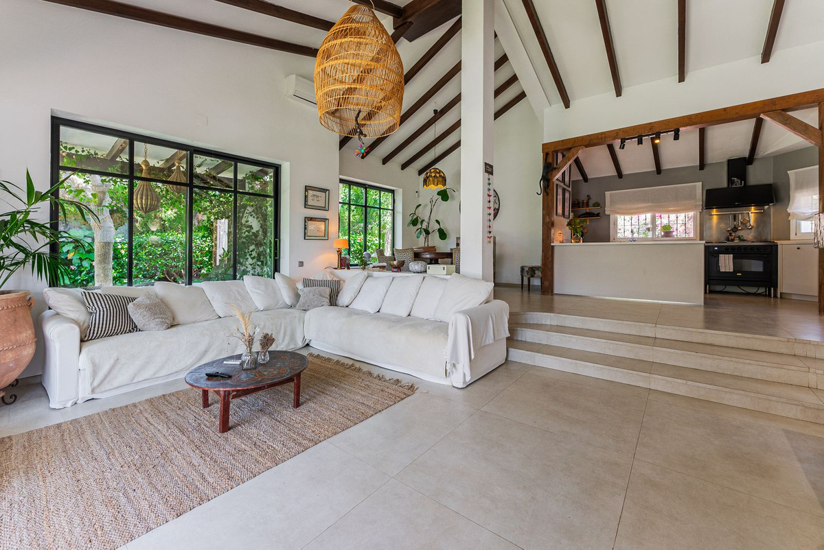 4 Bedroom Villa for Sale in Atalaya — 3