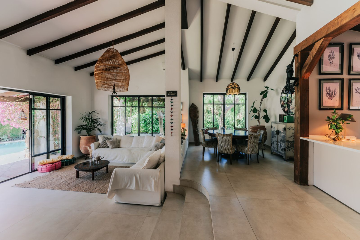 4 Bedroom Villa for Sale in Atalaya — 5