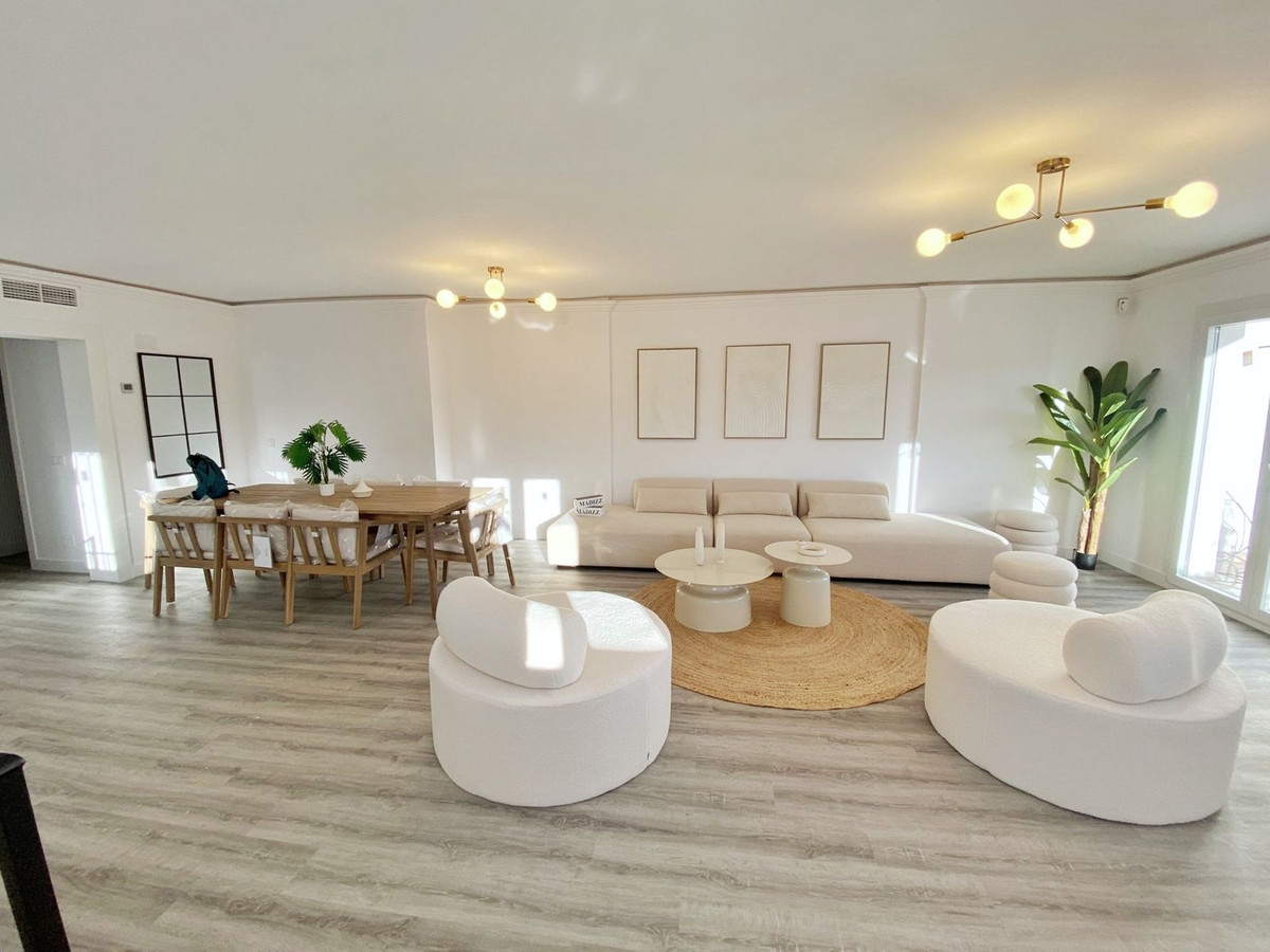 5 Bedroom Apartment for Sale in Benahavís — 2