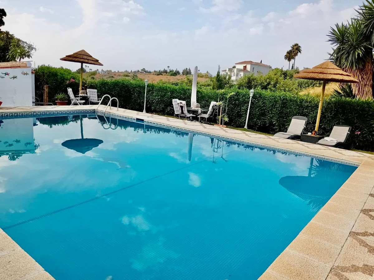 3 Bedroom Villa for Sale in Estepona