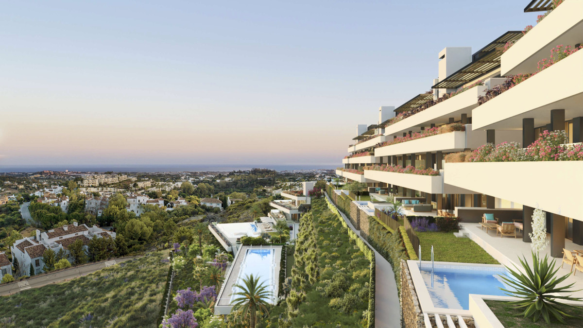 3 Bedroom Apartment for Sale in Benahavís — 3