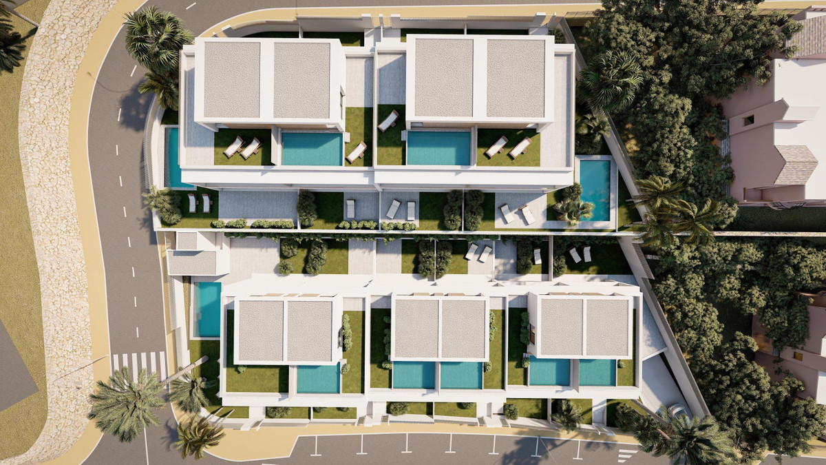 4 Bedroom Townhouse for Sale in Estepona — 7