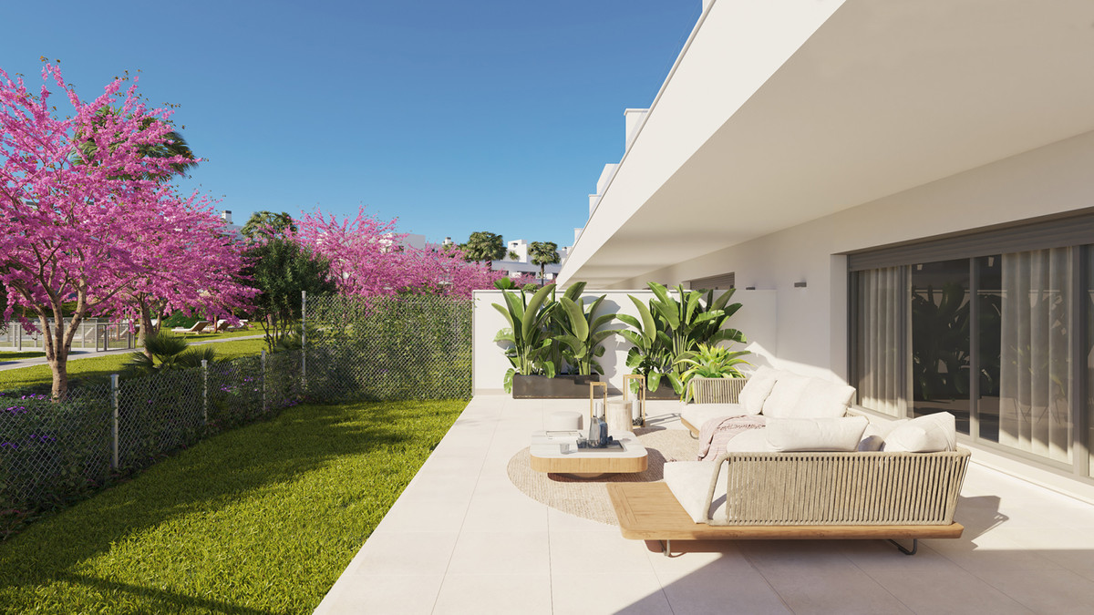 3 Bedroom Apartment for Sale in Estepona — 4