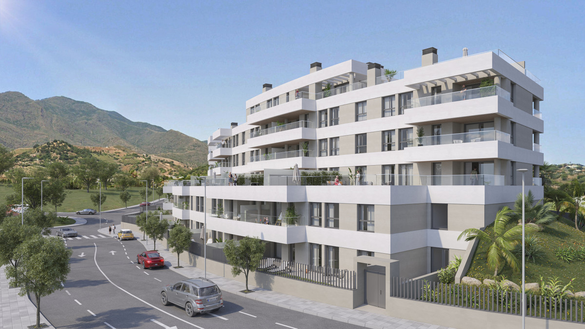 2 Bedroom Apartment for Sale in Estepona — 3