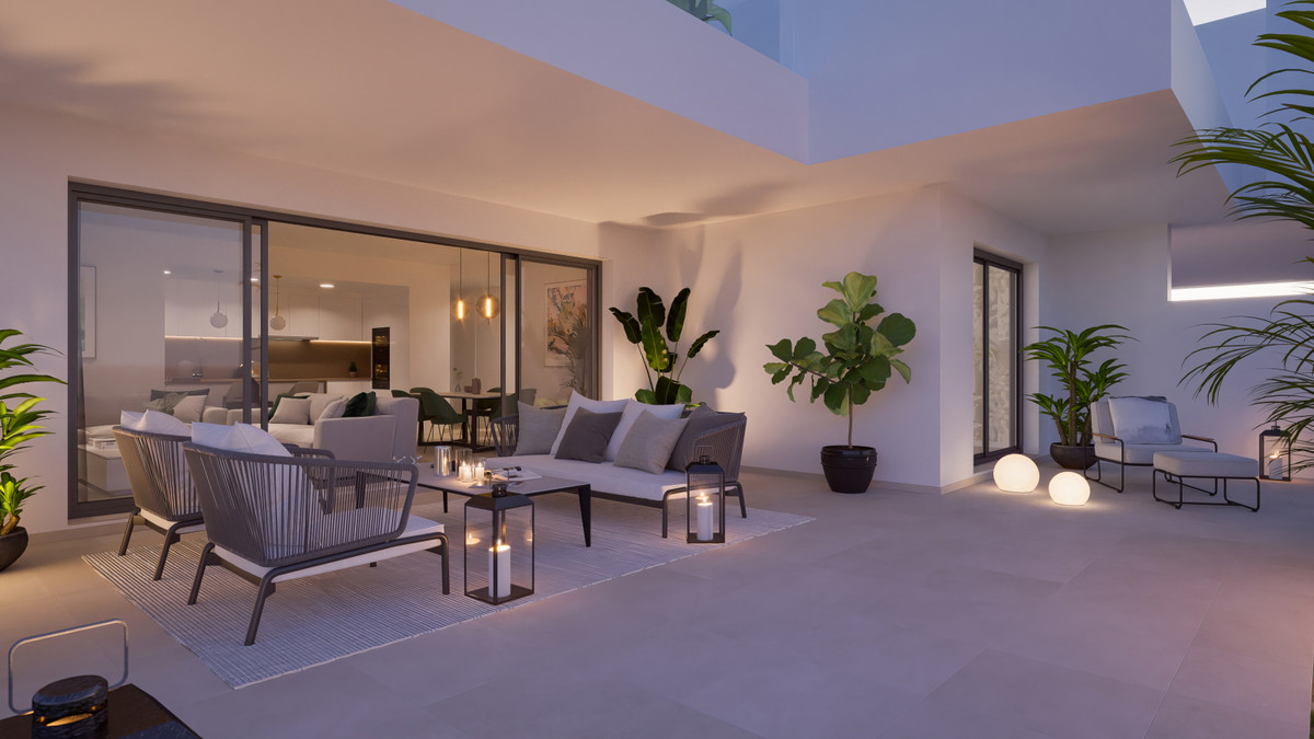 3 Bedroom Apartment for Sale in Estepona — 6
