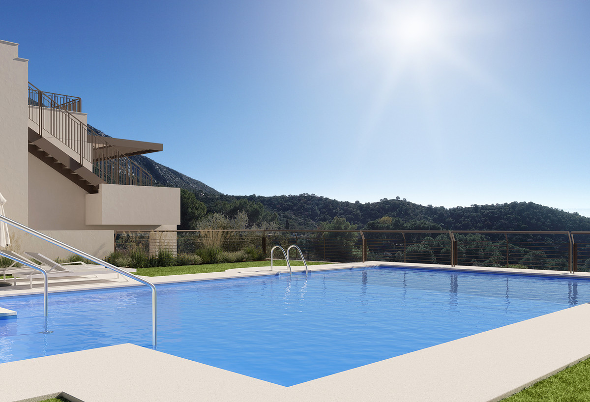 2 Bedroom Apartment for Sale in Istán — 3