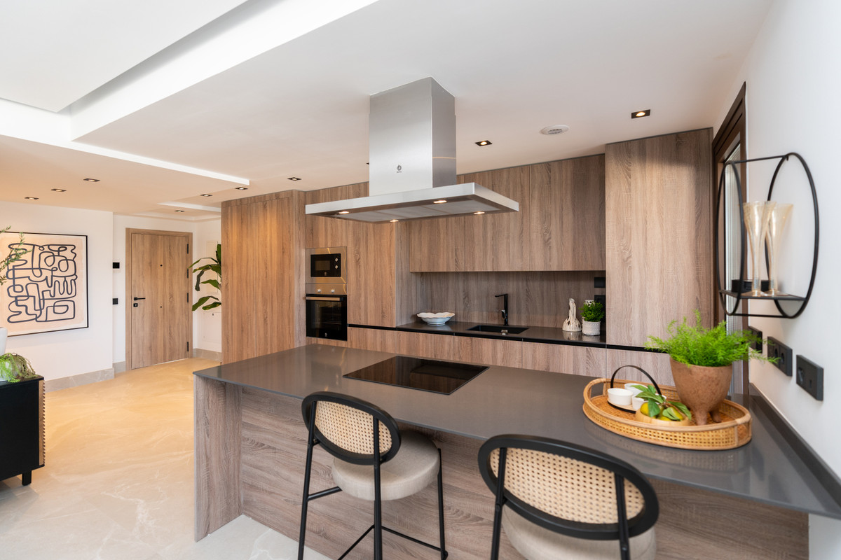 2 Bedroom Apartment for Sale in Istán — view 10