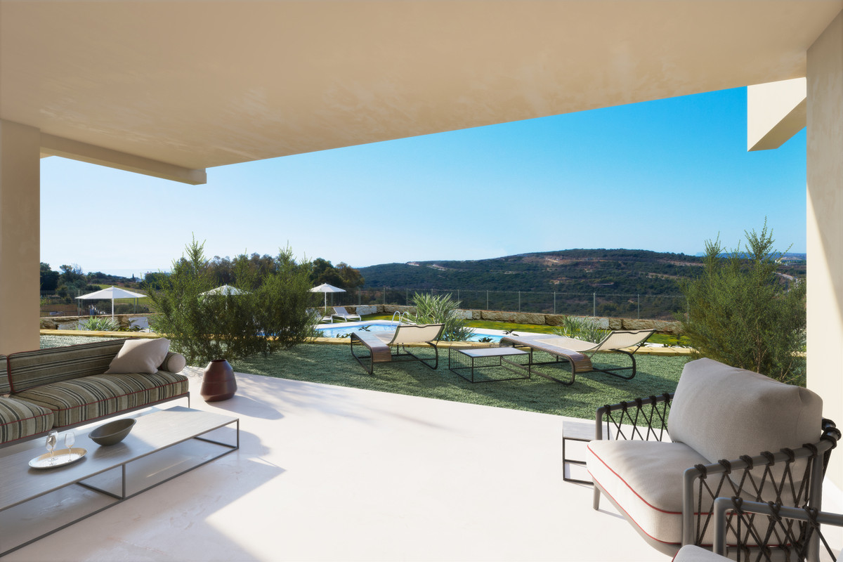 2 Bedroom Apartment for Sale in Estepona — 2