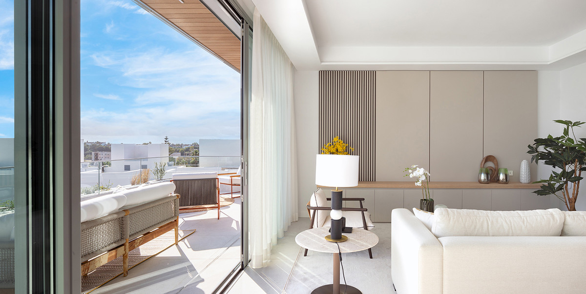3 Bedroom Apartment for Sale in Marbella — 3